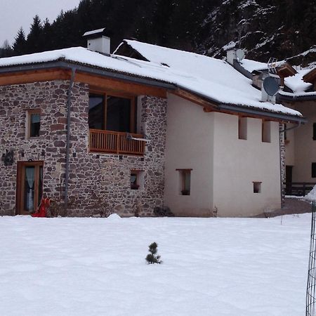 Maso Toneto Hotel Castello-Molina di Fiemme Luaran gambar
